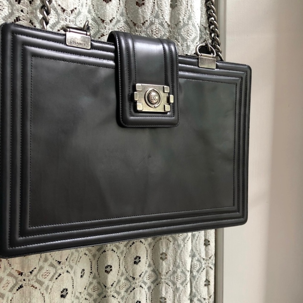 Chanel Shopper Boy Bag - Picture 7 of 16